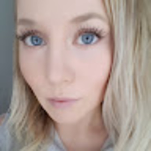 Meet your Posher, Kerissa - Picture 1 of 1